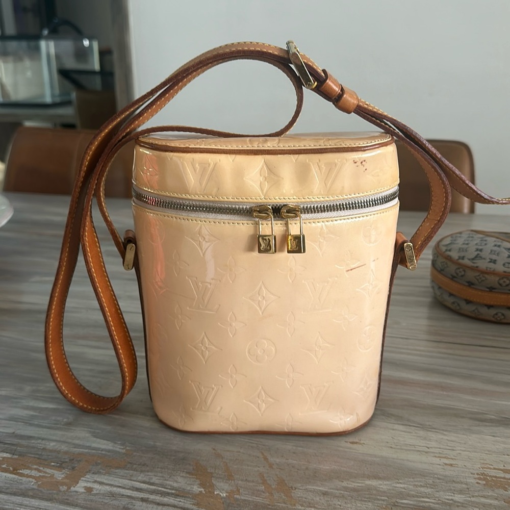 Louis Vuitton Crossbody Bag